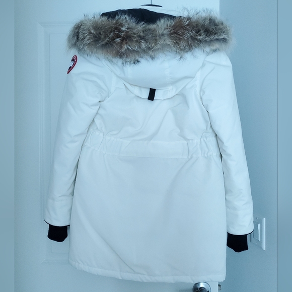 NWT Canada Goose - Size S White - Picture 3 of 5